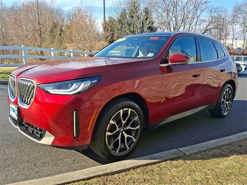 Used 2025 BMW X3 xDrive30i w/ Premium Package image 3