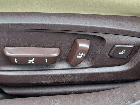 Used 2017 Lexus ES 350 w/ Navigation System Package FWD image 28