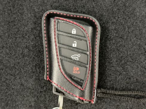 Used 2025 Lexus RX 450h AWD w/ Luxury Package image 26