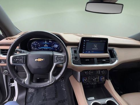 Used 2023 Chevrolet Tahoe Premier AWD/4WD image 17