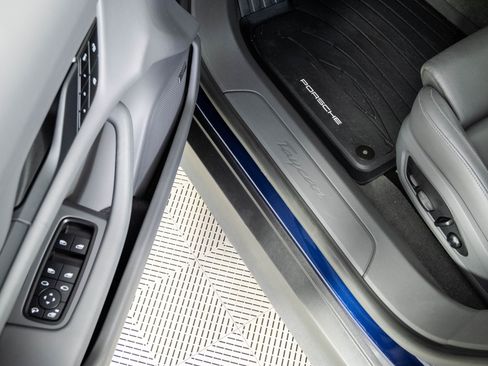 Certified 2023 Porsche Taycan RWD image 8