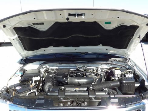 Used 2018 Nissan Frontier S image 39