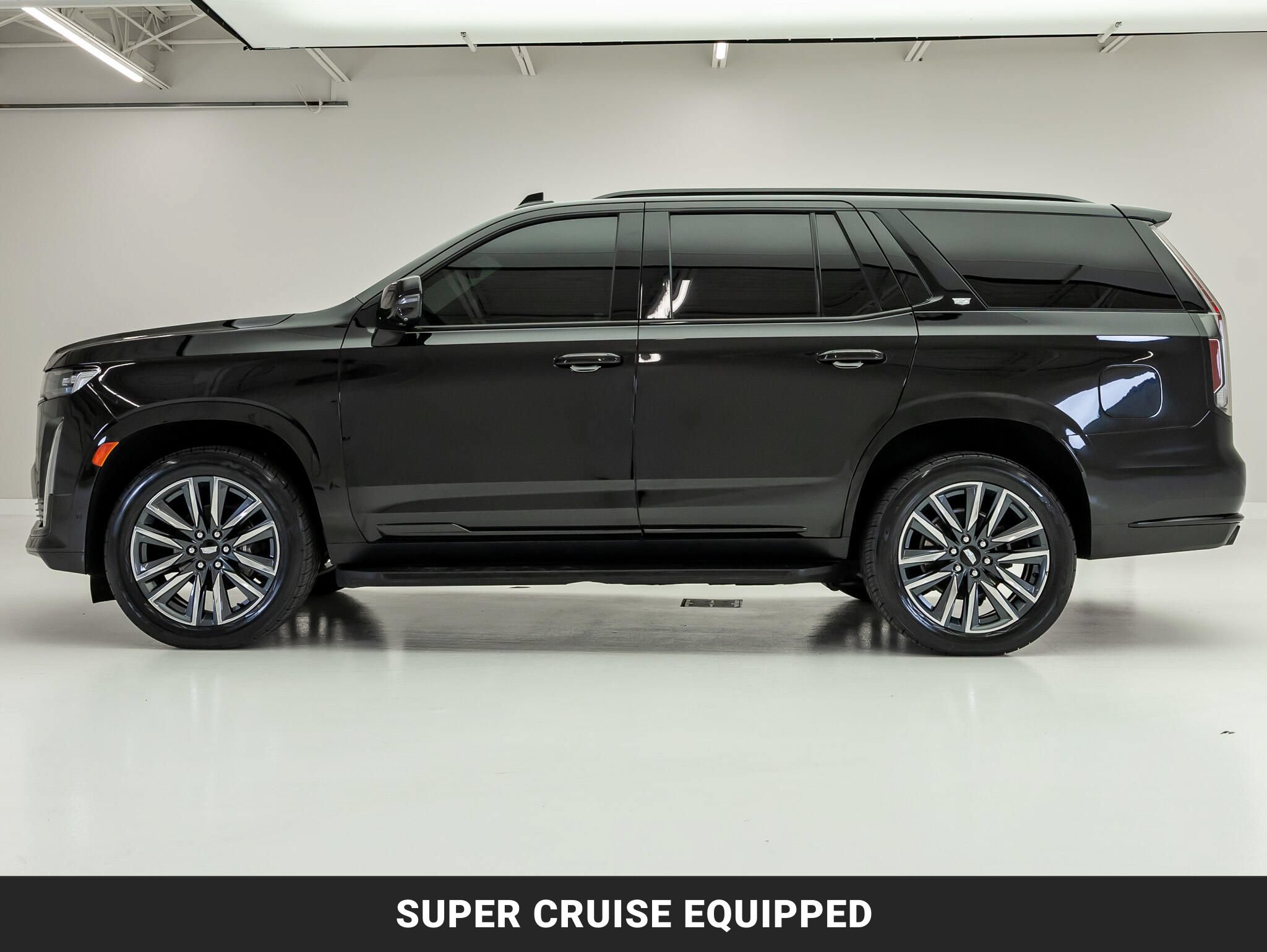 Used 2023 Cadillac Escalade Sport AWD/4WD image 5