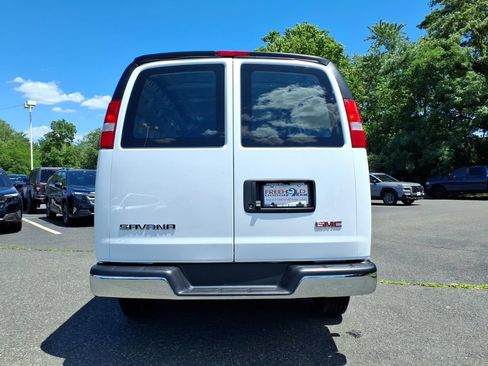 Used 2025 GMC Savana 2500 w/ Driver Convenience Package RWD image 15