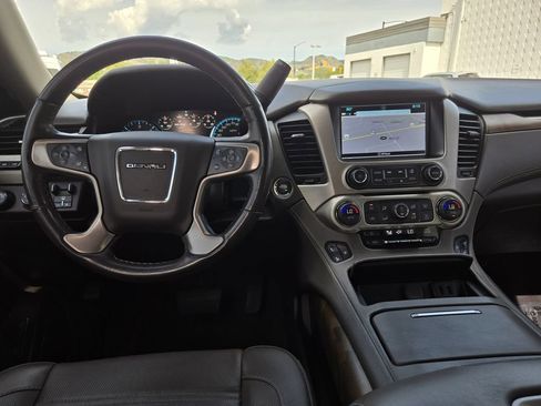 Used 2020 GMC Yukon Denali w/ Denali Ultimate Package AWD/4WD image 26