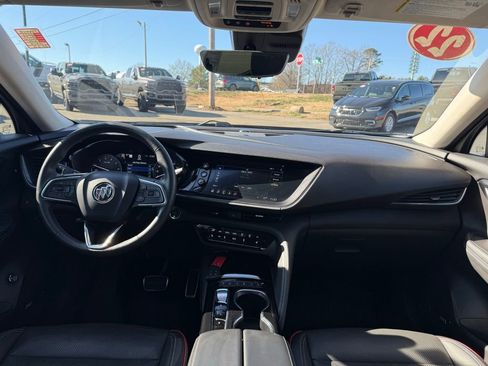 Used 2022 Buick Envision Essence w/ Technology Package II image 40