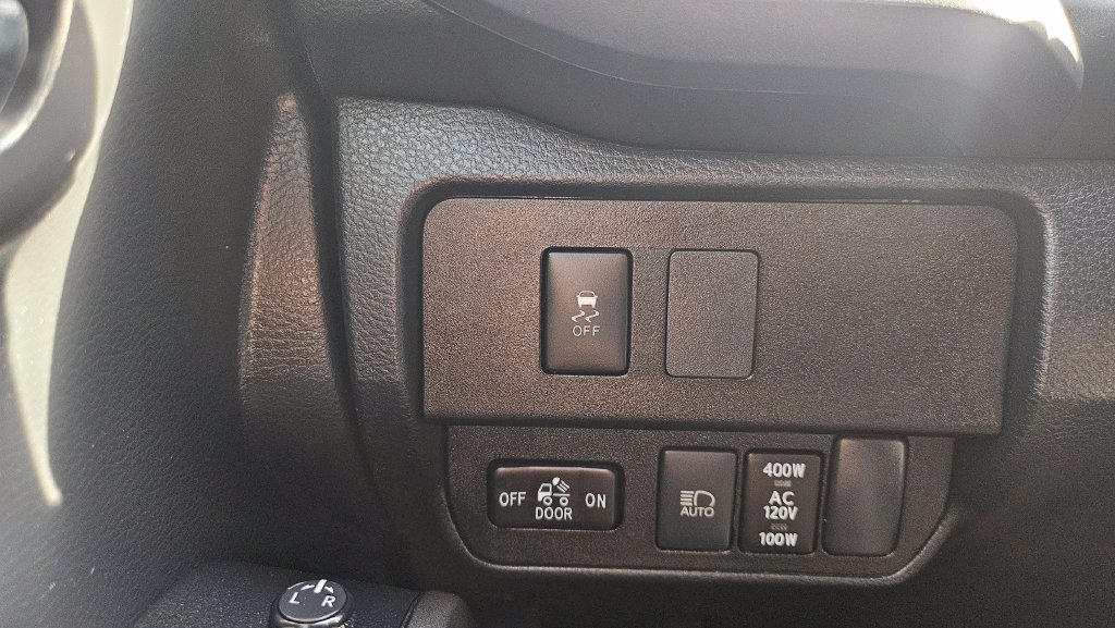 Used 2022 Toyota Tacoma TRD Sport w/ Black Out Package (TMS) RWD image 36