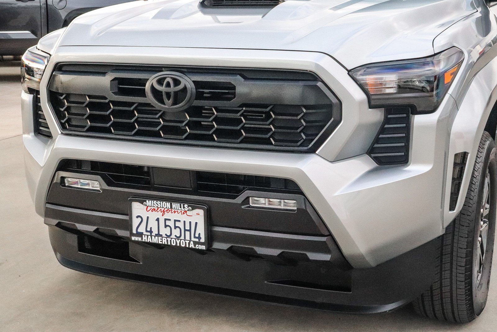 Certified 2025 Toyota Tacoma TRD Sport RWD image 9