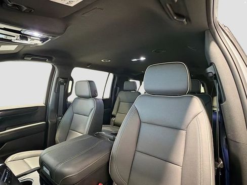 New 2026 GMC Yukon XL Elevation image 22