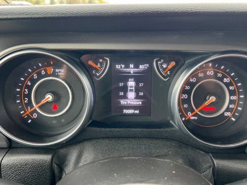 Used 2021 Jeep Gladiator Sport AWD/4WD image 24