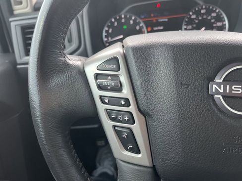 Used 2024 Nissan Titan SV AWD/4WD image 15
