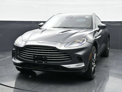 Used 2021 Aston Martin DBX AWD/4WD image 3