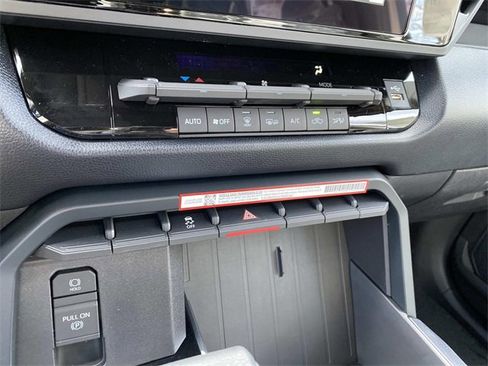 New 2026 Toyota Tundra SR image 10