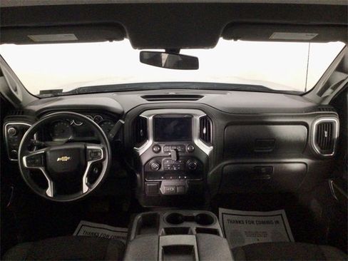 Used 2020 Chevrolet Silverado 1500 LT image 25