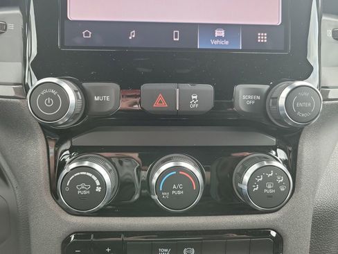 New 2025 RAM 5500 Tradesman AWD/4WD image 39
