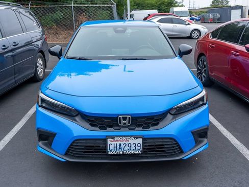 Used 2024 Honda Civic Sport image 2