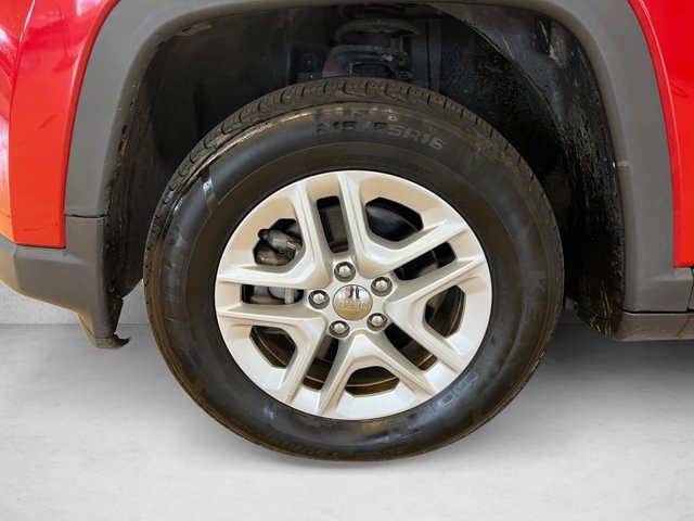 Used 2018 Jeep Compass Sport w/ Tech Group FWD image 25
