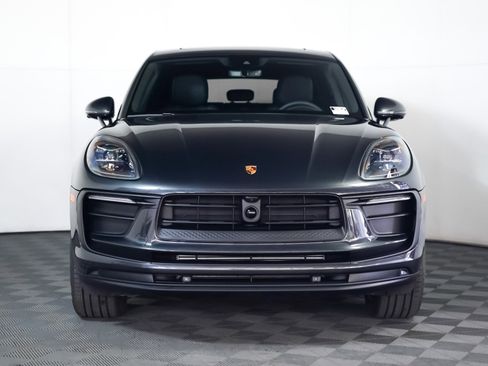 New 2026 Porsche Macan image 7