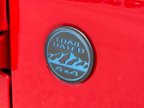 Used 2025 Jeep Wrangler Unlimited Sahara AWD/4WD image 37