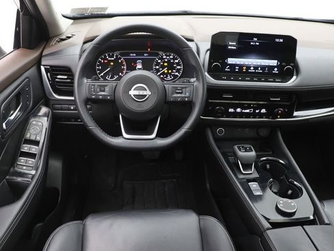 Used 2023 Nissan Rogue SL w/ SL Premium Package image 11