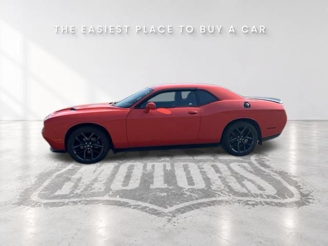Used 2023 Dodge Challenger SXT w/ Blacktop Package RWD image 4