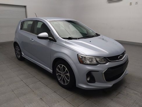 Used 2018 Chevrolet Sonic LT FWD image 13