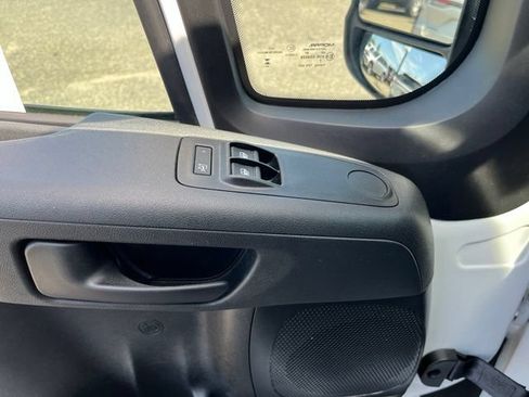 Used 2025 RAM ProMaster 2500 w/ U-Haul Equipment Group FWD image 16