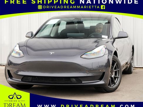 Used 2023 Tesla Model 3 Standard Range image 1