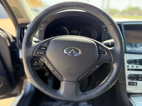 Used 2014 INFINITI Q60 AWD Coupe w/ Premium Package image 23