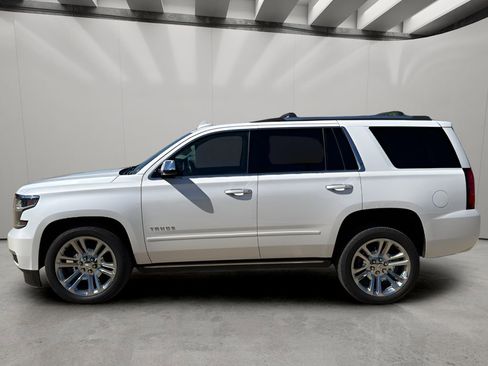 Used 2020 Chevrolet Tahoe Premier w/ Premier Plus Edition AWD/4WD image 2