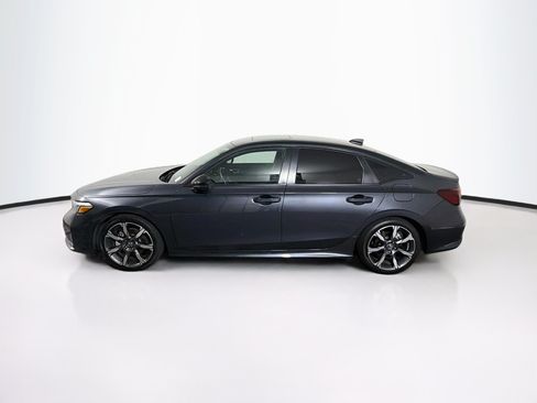 Used 2025 Honda Civic Sport image 4