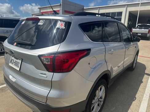 Used 2019 Ford Escape SEL FWD image 5