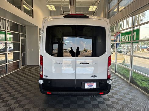 Used 2024 Ford Transit 350 XLT RWD image 5