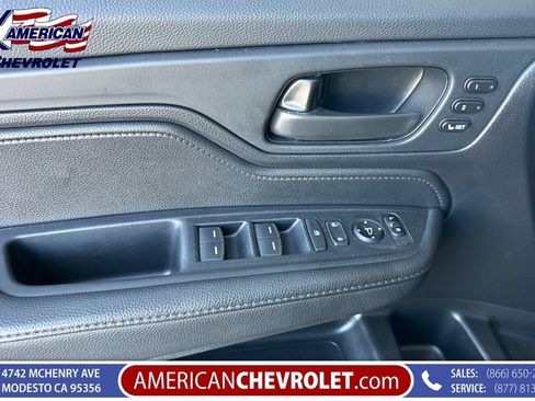 Used 2025 Honda Odyssey EX-L image 11