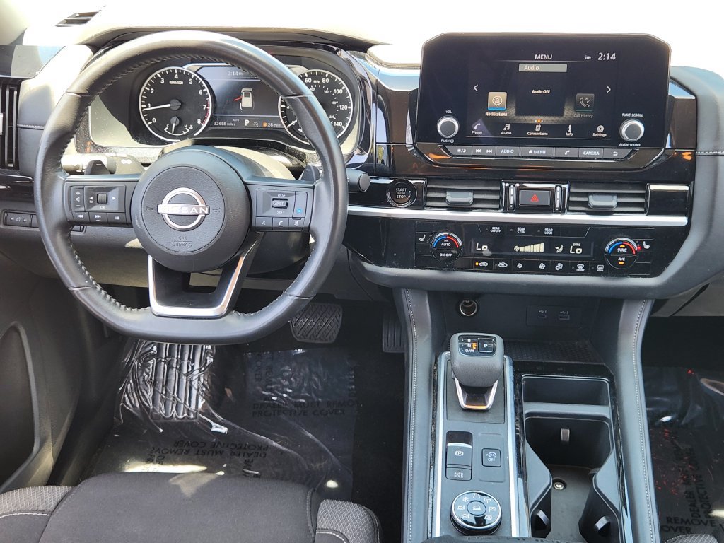 Used 2025 Nissan Pathfinder SV AWD/4WD image 26