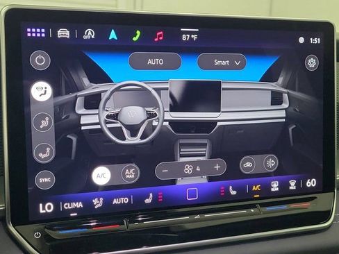 Used 2025 Volkswagen Tiguan SE R-Line FWD image 29
