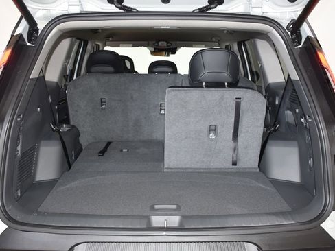 New 2026 Kia EV9 Light image 31