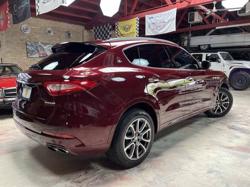 Used 2017 Maserati Levante S AWD/4WD image 29