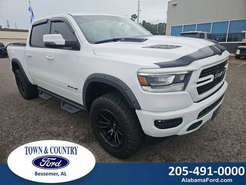 Used 2024 RAM 1500 Laramie AWD/4WD image 1