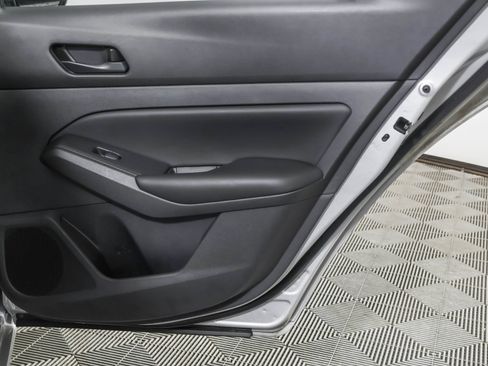 Used 2024 Nissan Altima 2.5 S FWD image 41