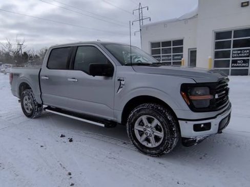 Used 2024 Ford F150 XLT AWD/4WD image 2
