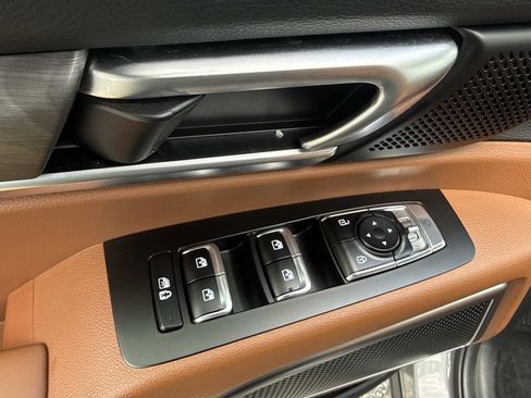 Used 2025 Kia Telluride EX X-Line AWD/4WD image 20