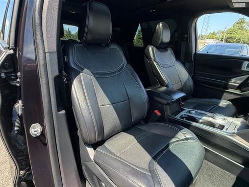 Used 2020 Ford Explorer ST AWD/4WD image 14