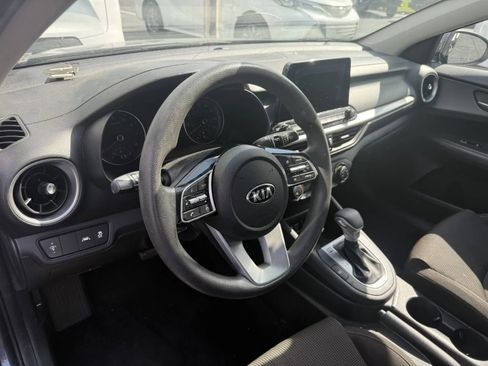 Used 2021 Kia Forte LXS FWD image 7