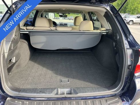 Used 2018 Subaru Outback 3.6R Limited AWD/4WD image 21