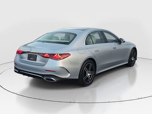 New 2026 Mercedes-Benz E 350 4MATIC Sedan image 5