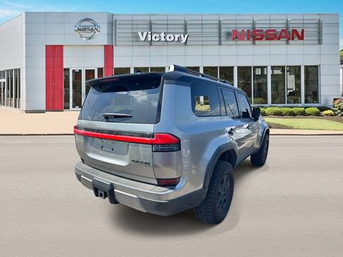 Used 2026 Lexus GX 550 AWD/4WD image 2