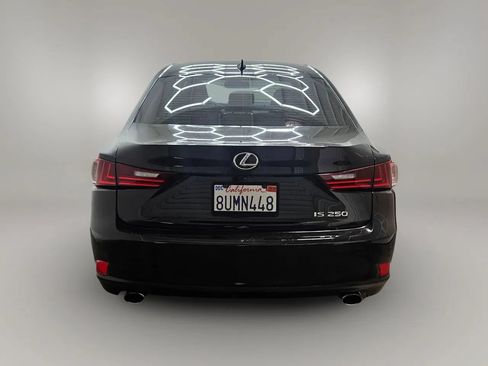 Used 2014 Lexus IS 250 w/ Navigation Package RWD image 5