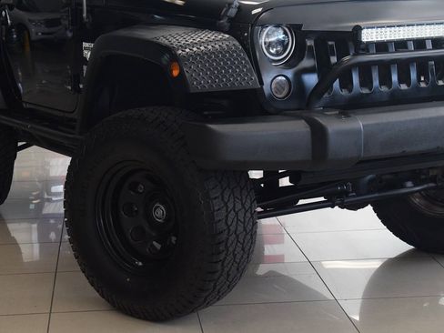 Used 2008 Jeep Wrangler X AWD/4WD image 8