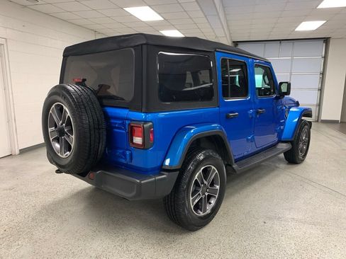 Certified 2023 Jeep Wrangler Unlimited Sahara AWD/4WD image 6